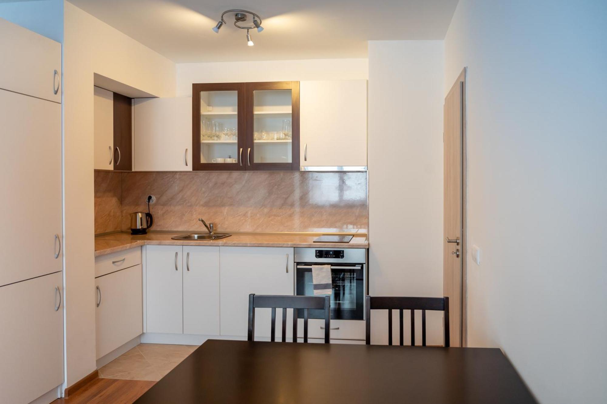 Sunny 1Bdr Apartment Near Center Sofia Exterior foto