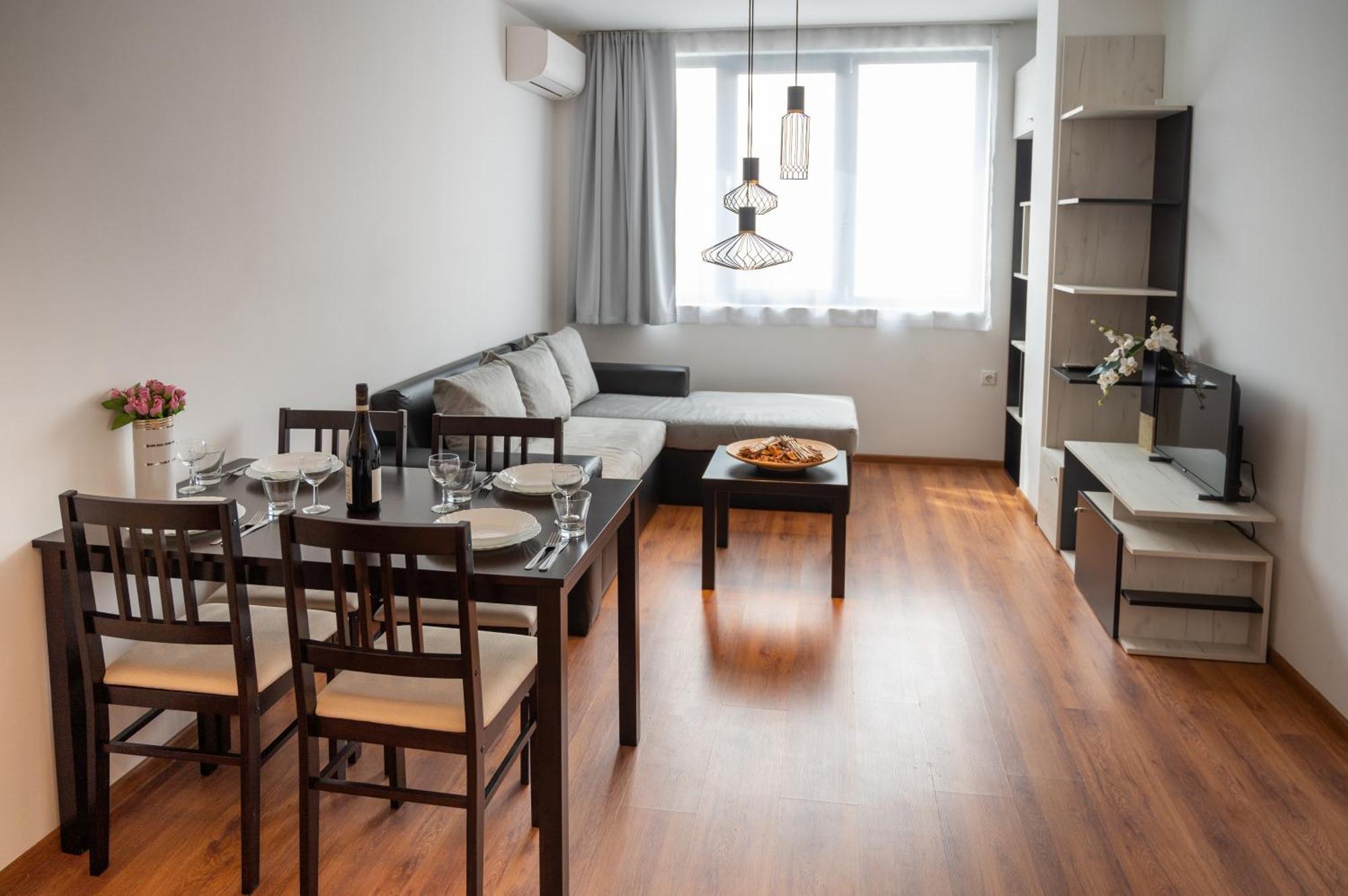 Sunny 1Bdr Apartment Near Center Sofia Exterior foto